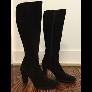 Women’s Brand new suede knee high boots.